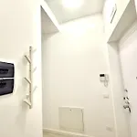 Re Di - Colosseo House * Rome