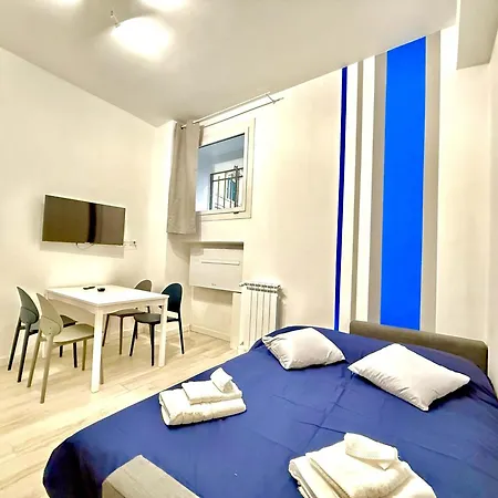 Apartment Re Di - Colosseo House *